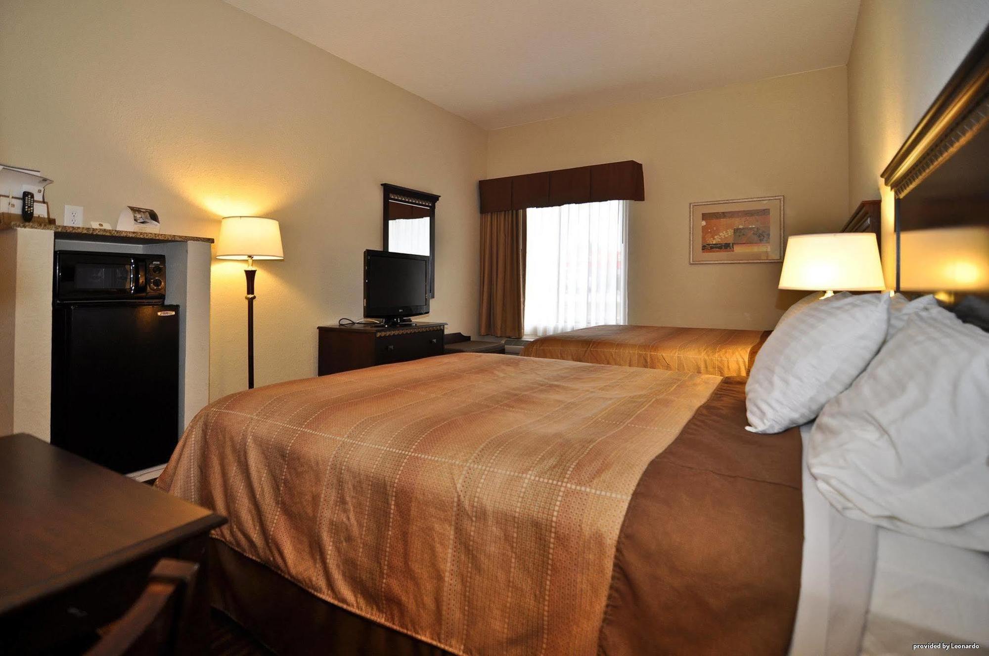 Days Inn By Wyndham Semmes Мобил Стая снимка